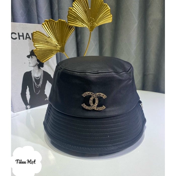 Mũ bucket chanel