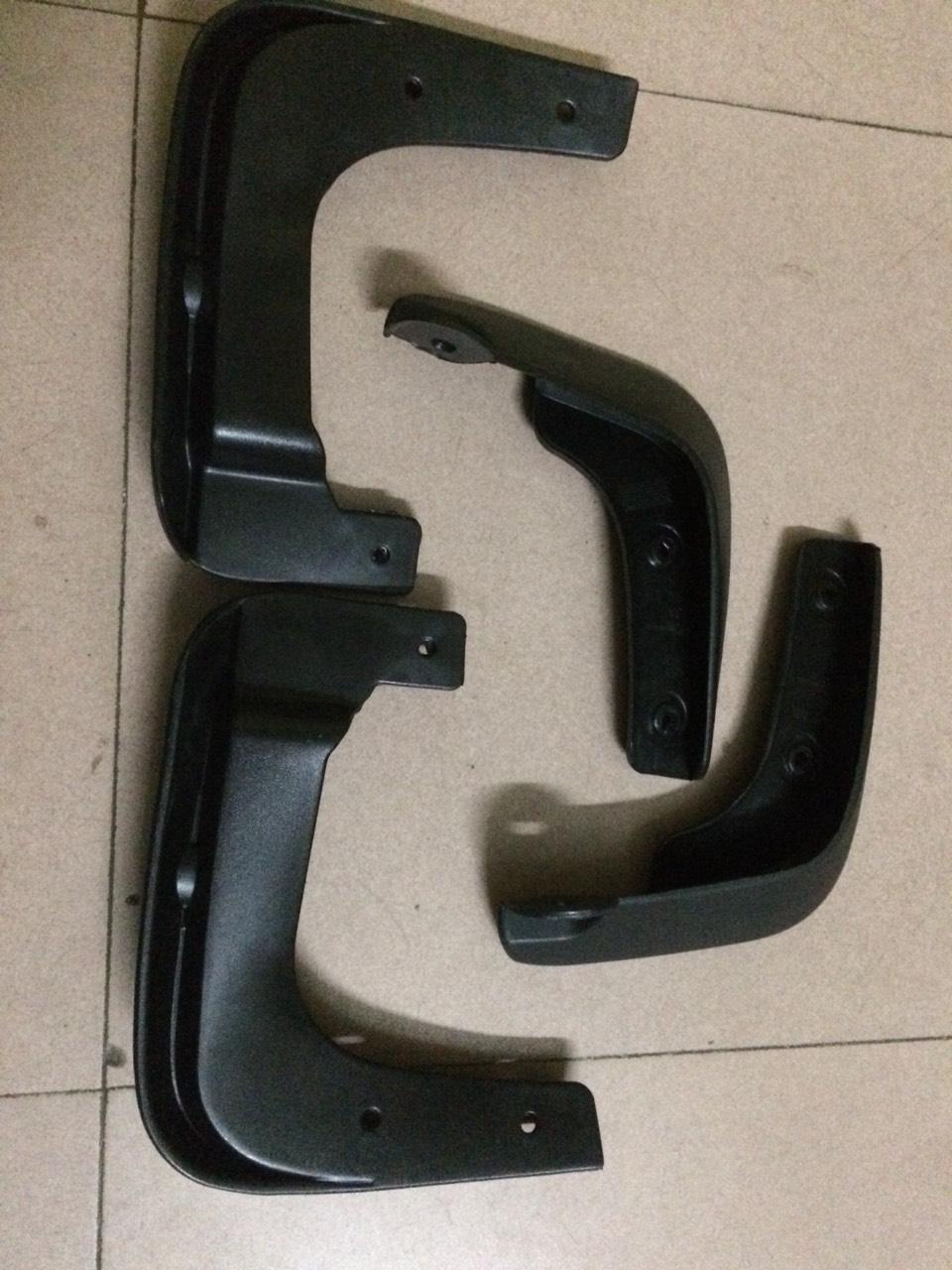Chắn bùn bánh Grand I10 (Giá 1 Bộ ) OEM