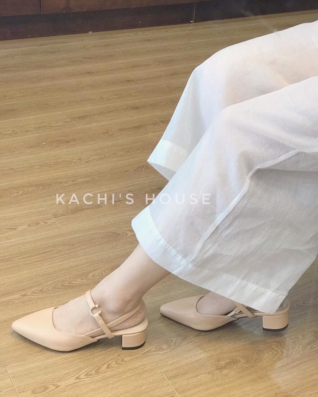 ( Rẻ VÔ Địch) Giày sandal bít mũi quay sau
