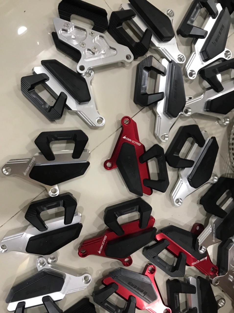 CHE HEO DẦU SH 2012-2020 CNC BIKER THAILAND ( HÀNG ĐẸP)