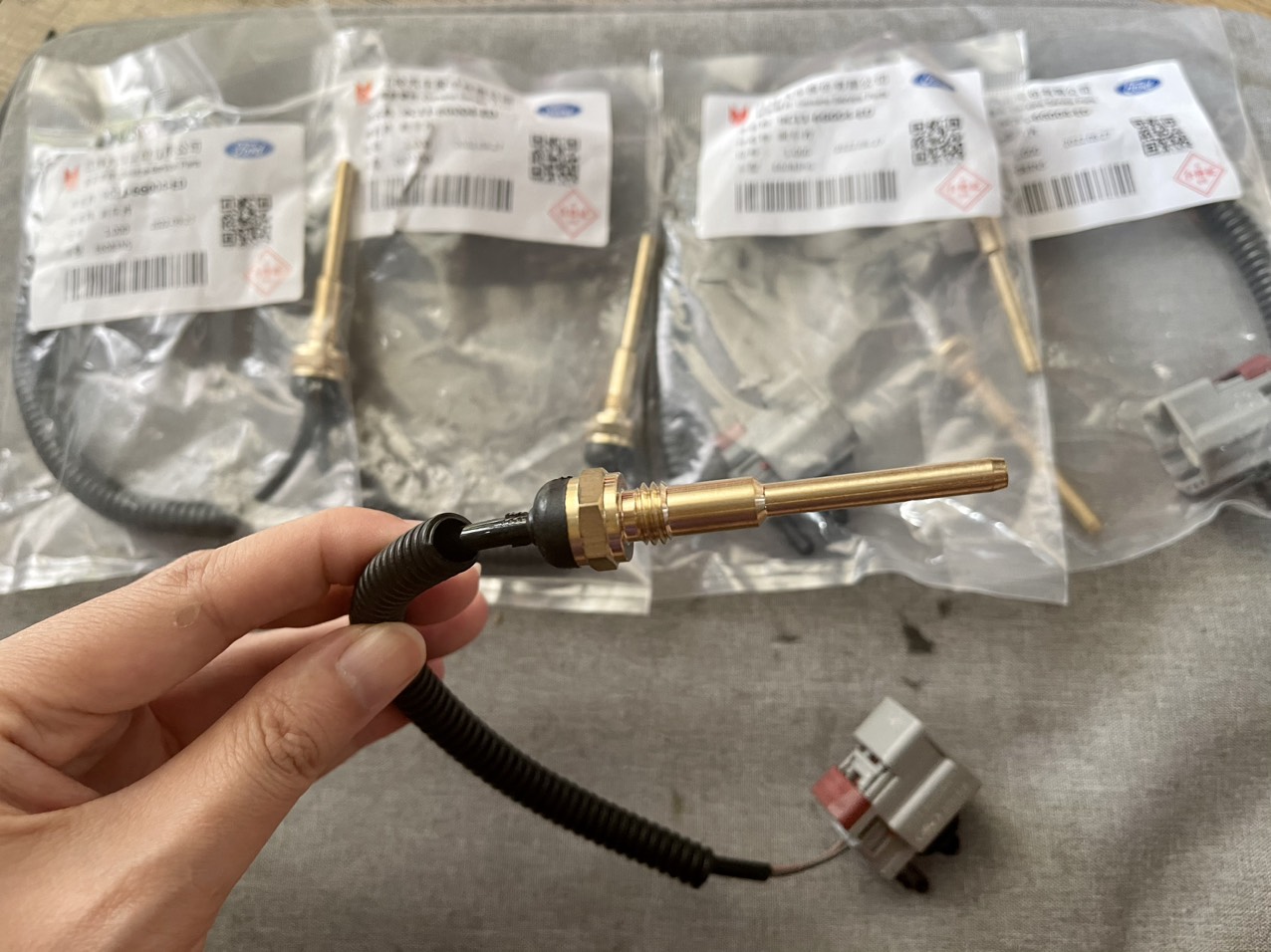 CẢM BIẾN NHIỆT ĐỘ BÁO NƯỚC FORD TRANSIT JMC