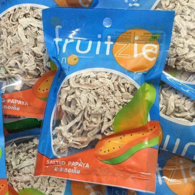 1 HỘP BÁNH QUẨY PÒ THƠM NGON  KHOẢNG 70 CHIẾC