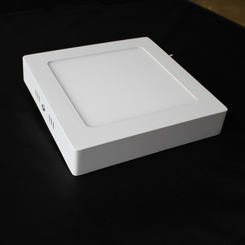Đèn LED ốp trần vuông 18W