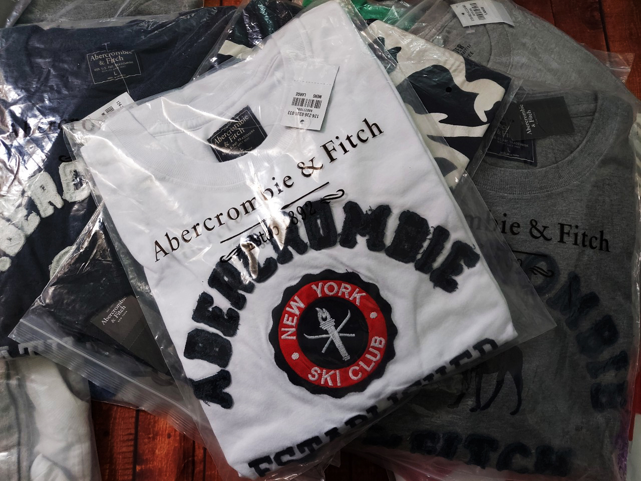 [HCM]Áo thun Abercrombie white N