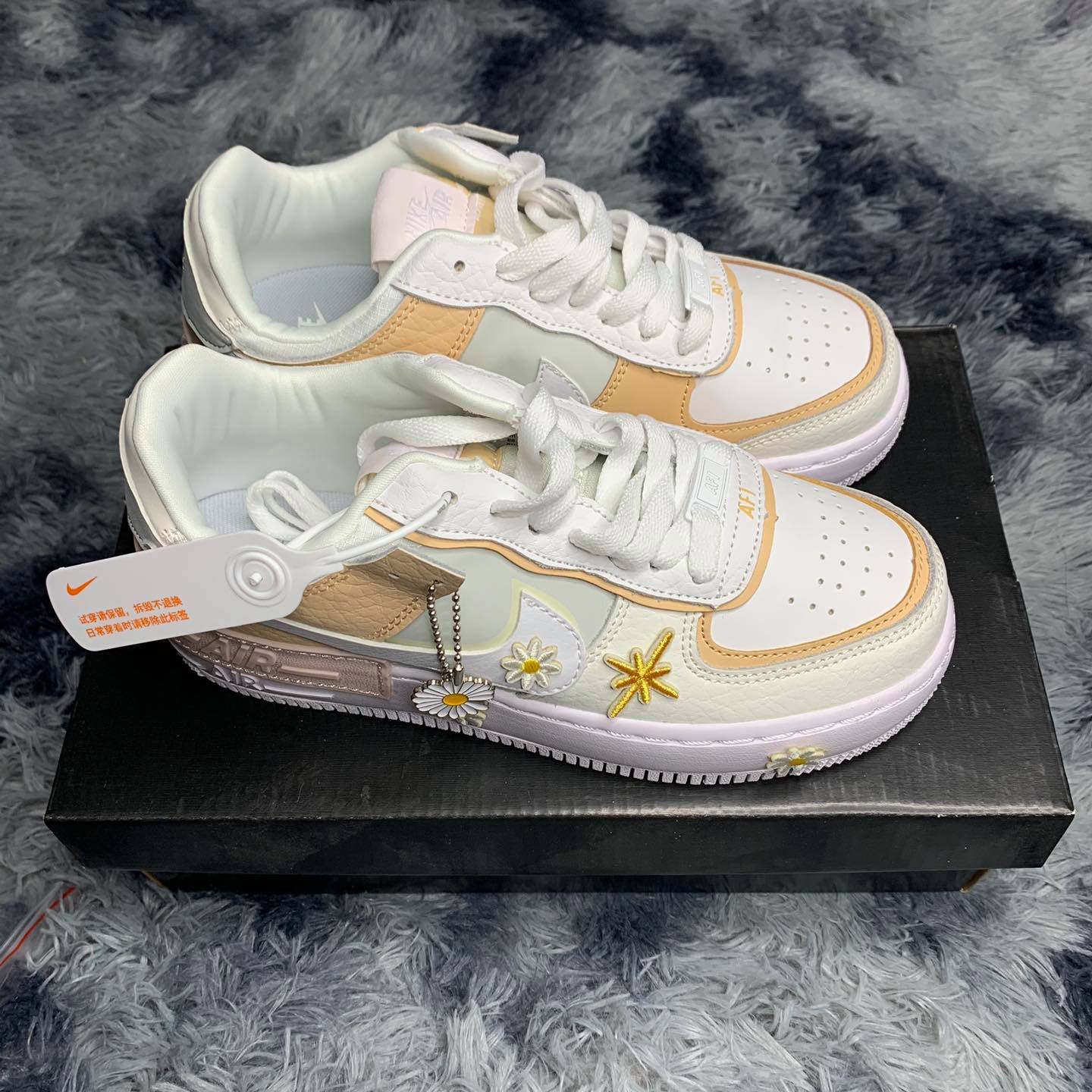 GIÀY SNEAKER SHADOW HOA CÚC CÓ BOX HÃNG
