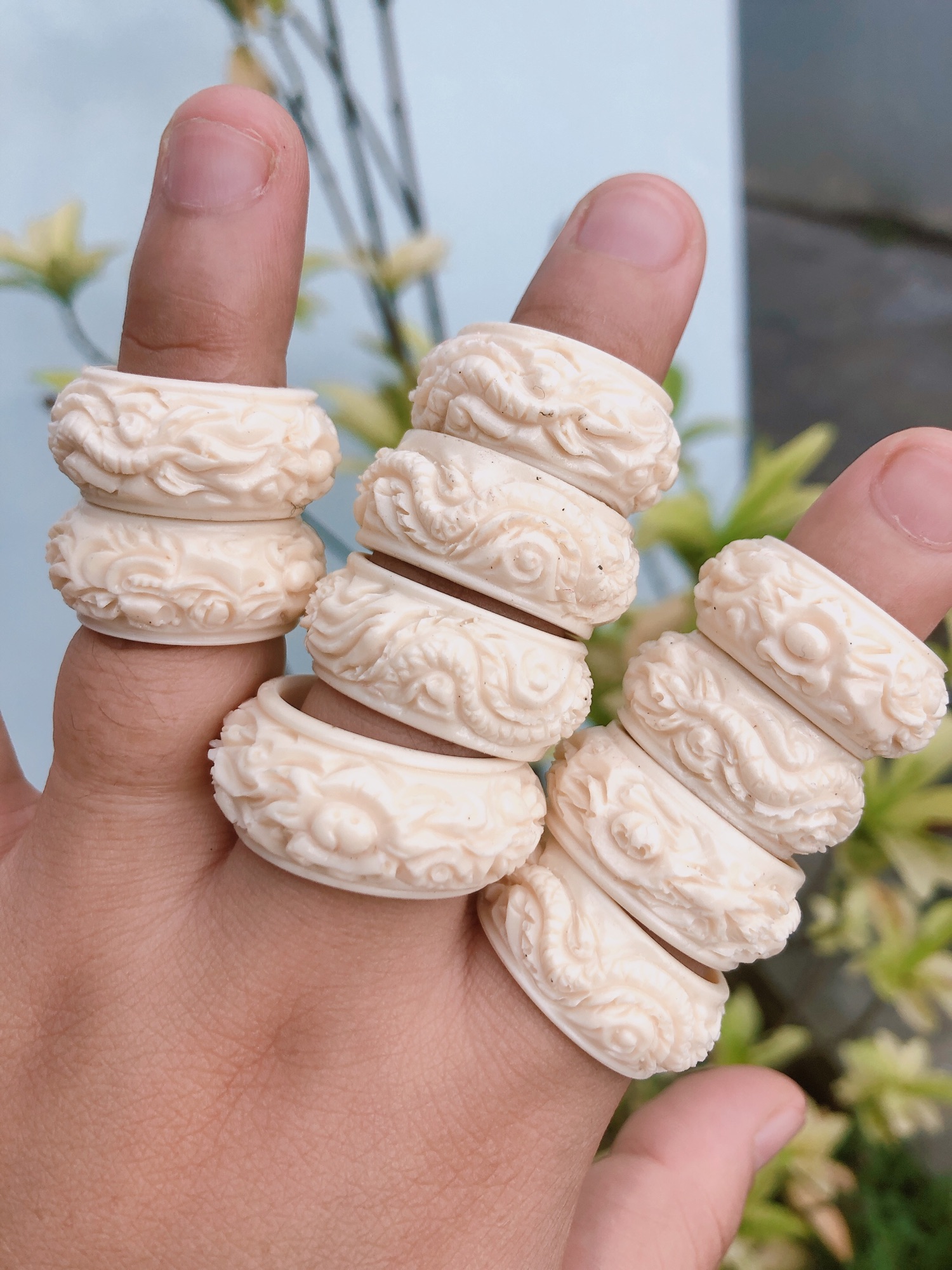Nhẫn mỹ nghệ trạm khắc rồng tinh xảo