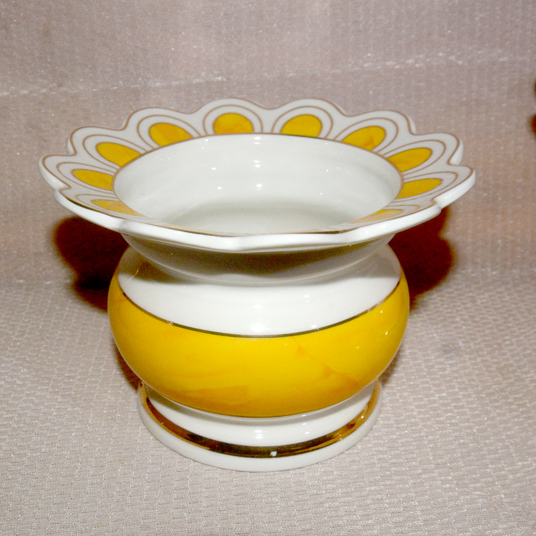 [HCM]Lư hương thờ cúng bàn thờ gốm sứ vàng có khay hứng tàn nhang