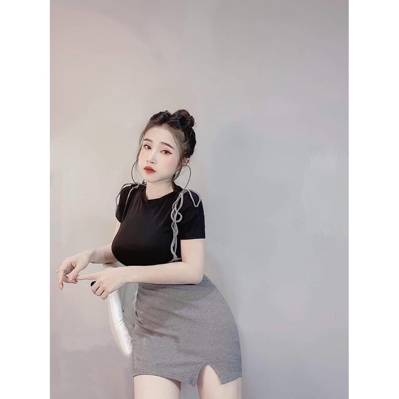 Set Áo Thun Cổ Tròn Phối Yếm 2 Dây Dễ Thương SET09