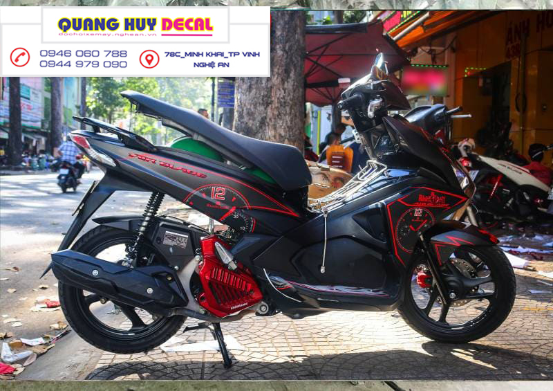 Tem trùm Air Blade đen chỉ đỏ đồng hồ - Độ dán team trùm decal xe máy Air Blade đen chỉ đỏ đồng hồ - Team trùm decal xe máy Air Blade rẻ đẹp và chất