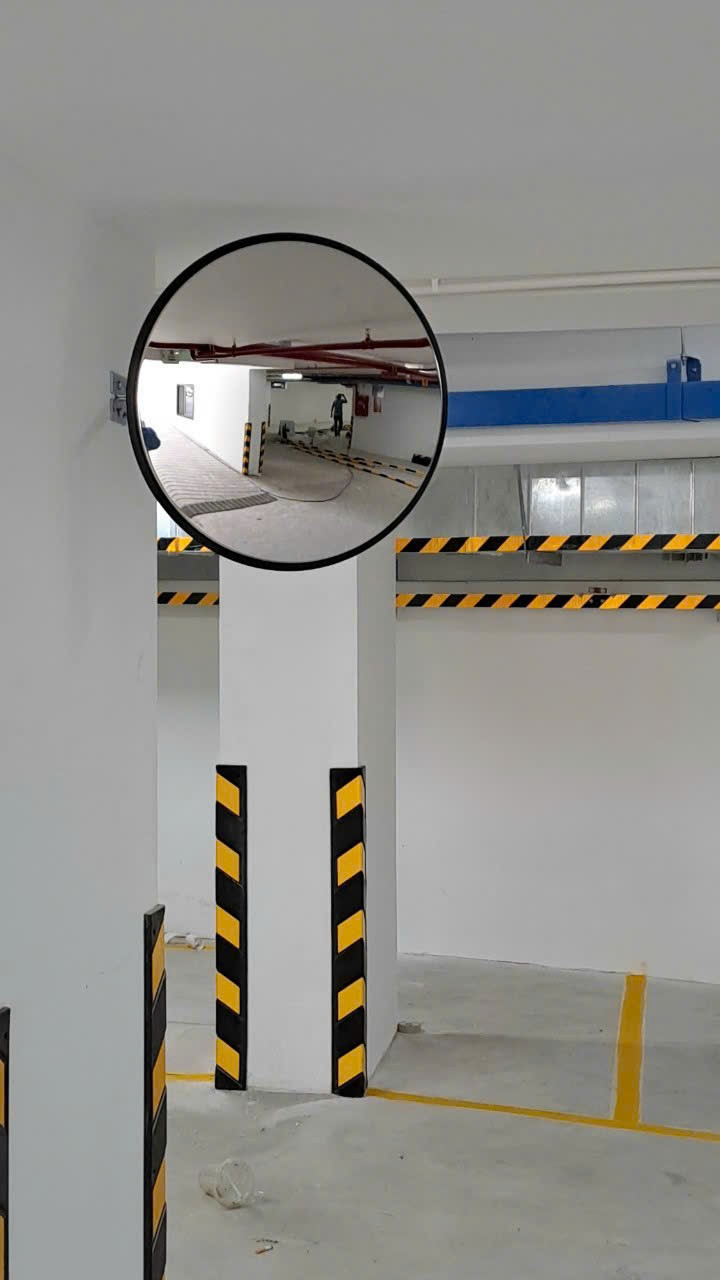 Thanh ốp cột phản quang cao su V dài 1m chống va đập