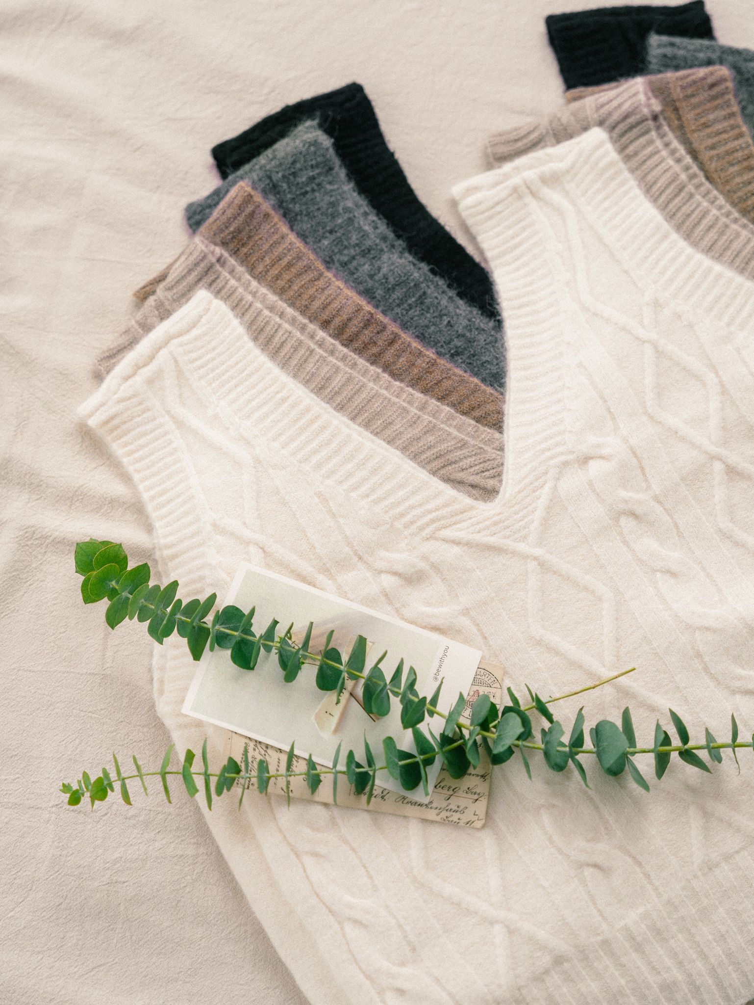 Len Picked - Gile Len Cổ V Madelen