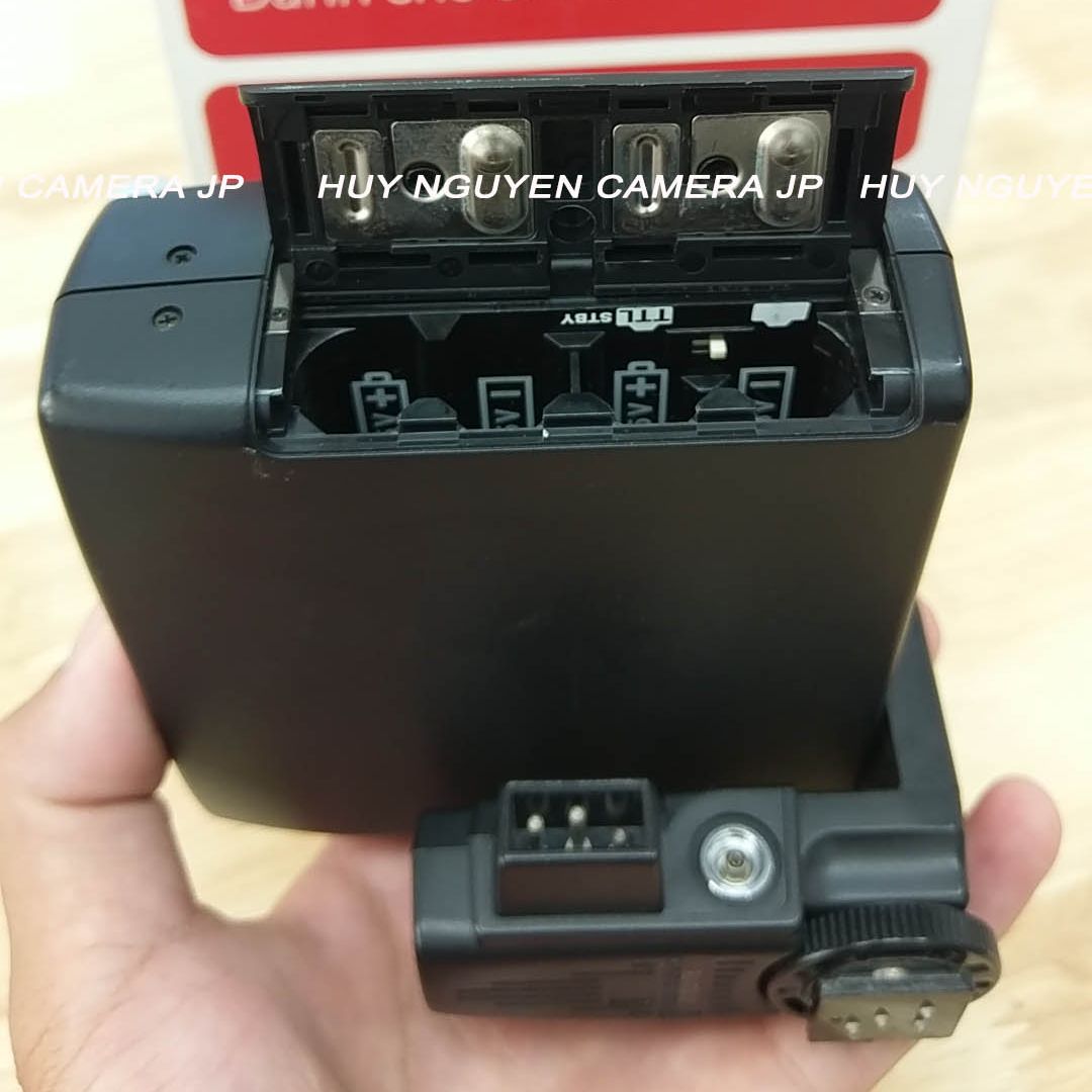 ĐÈN FLASH Nikon SB-27 đẹp 98-99% TƯƠNG THÍCH CHẾ ĐỘ M VỚI MÁY KĨ THUẬT SỐ, VÀ TƯONG THÍCH 100% VỚI MÁY FILM NIKON ĐIỆN.