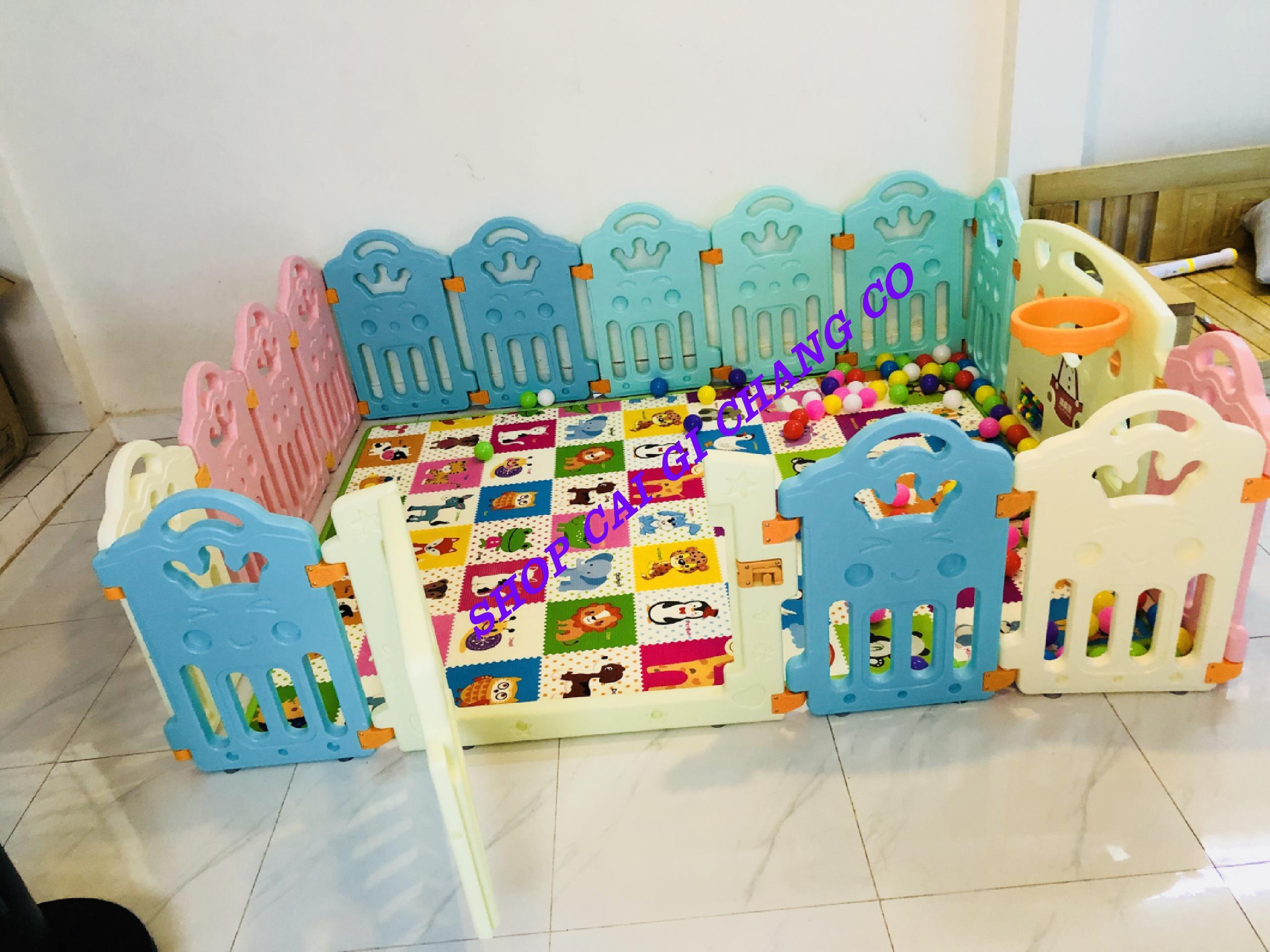 QUÂY CŨI NHỰA 16 MIẾNG CHO BÉ TẶNG KÈM THẢM VÀ BÓNG, GIỎ BÓNG KÍCH THƯỚC 1M55*1M92 (HÀNG CHUẨN)