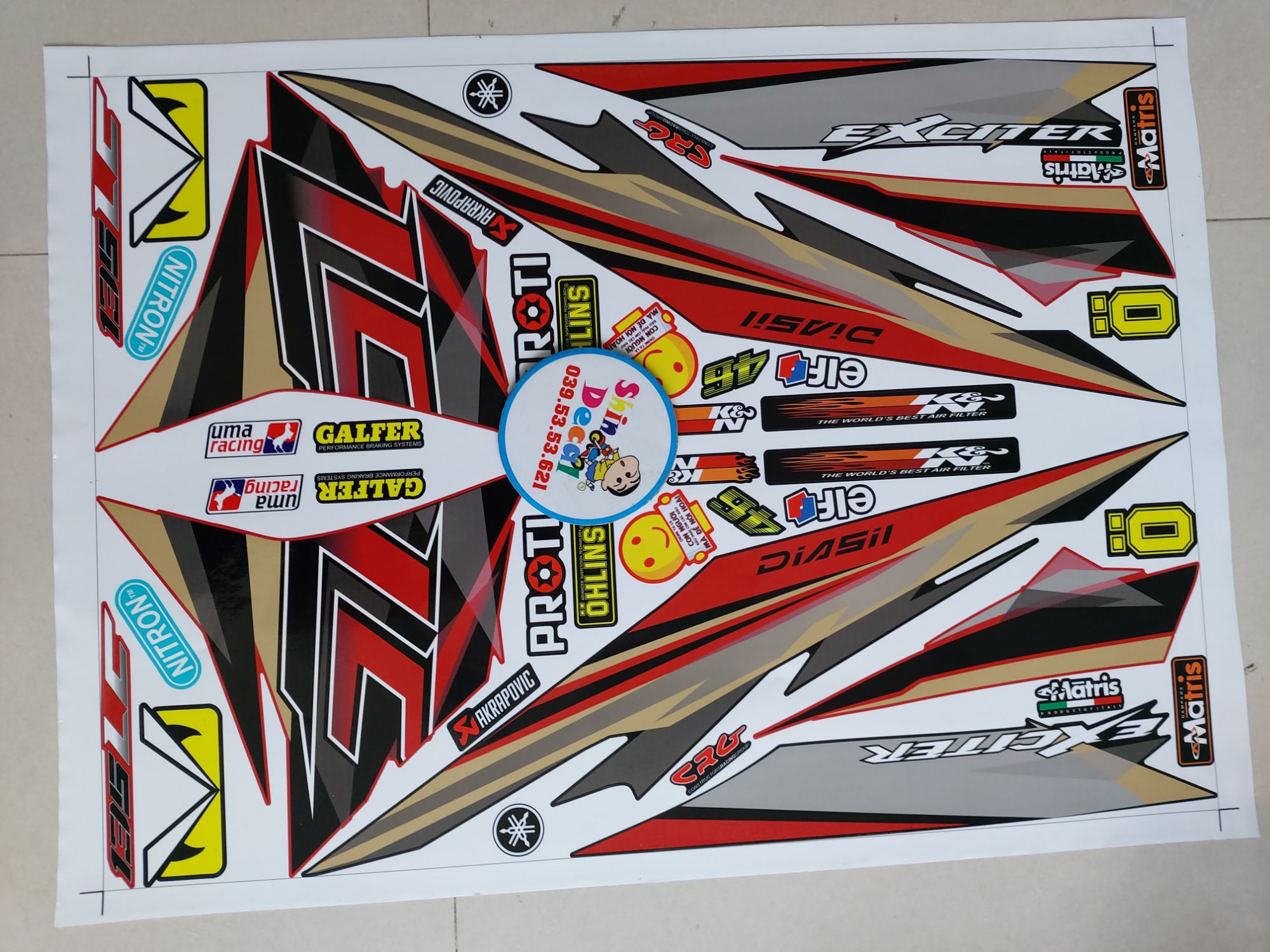 [HCM]Tem xe exciter 135 LC đỏ đen tặng logo