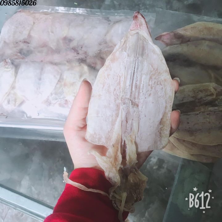 Combo 7 con mực khô ngon bằng bàn tay