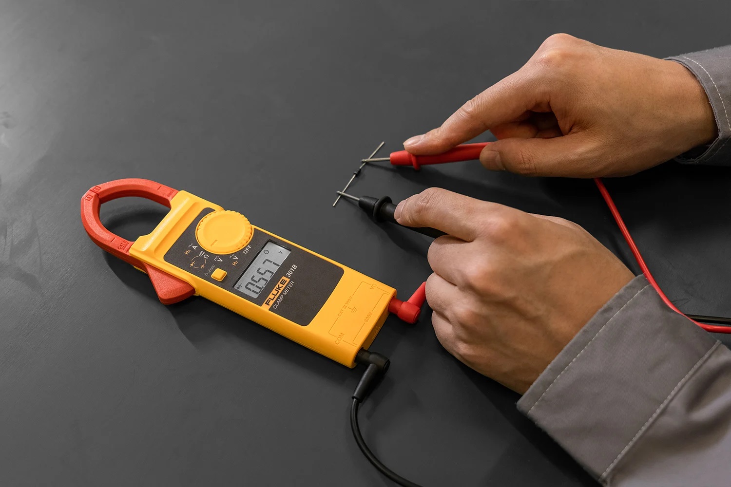 Fluke 301E ampe kìm đo dòng AC/DC Fluke 301 E (TL75, 1000A) [TẶNG TÚI FLUKE ĐỰNG MÁY]