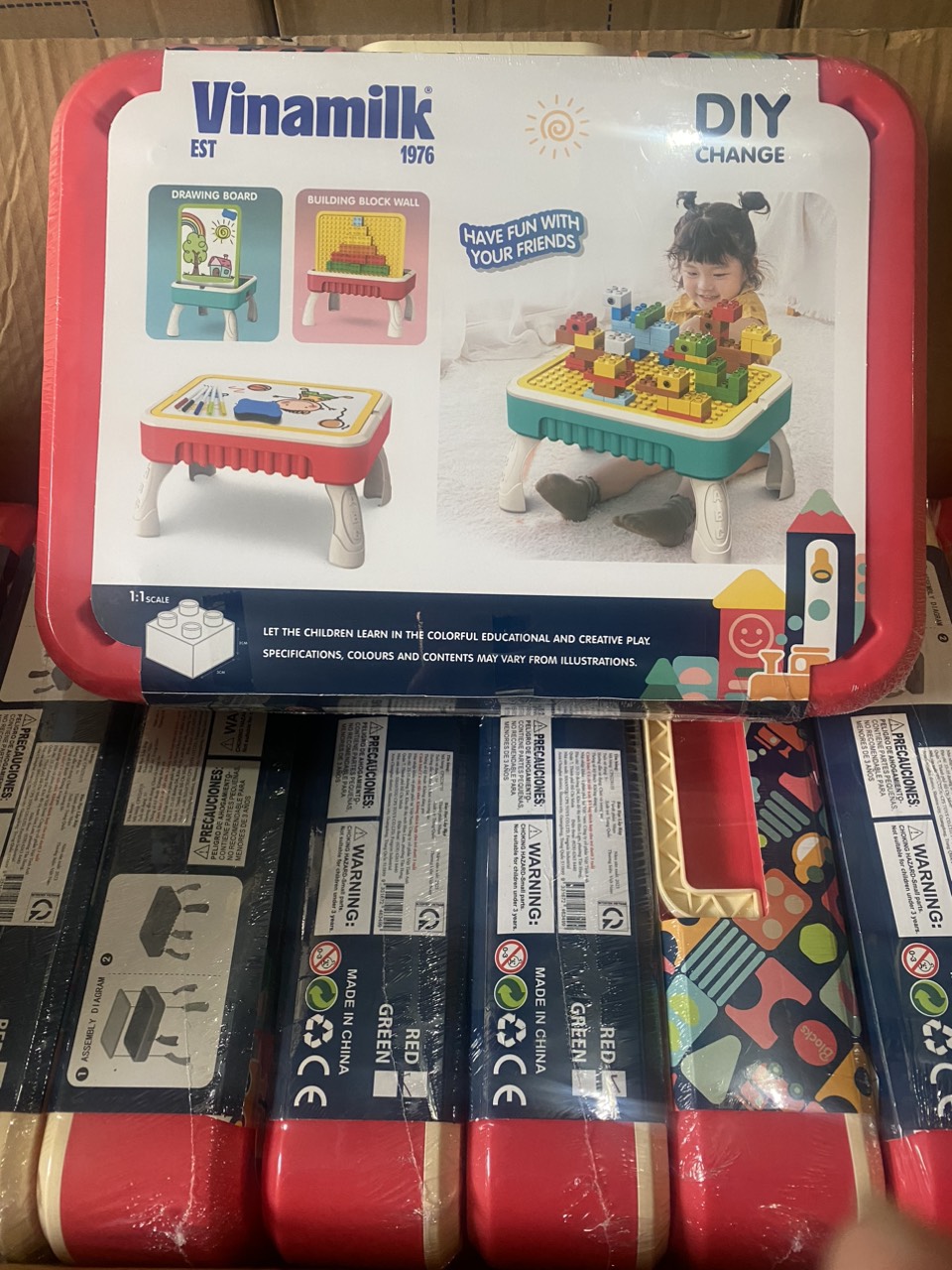 Bàn xếp hình lego hkm vinamilk