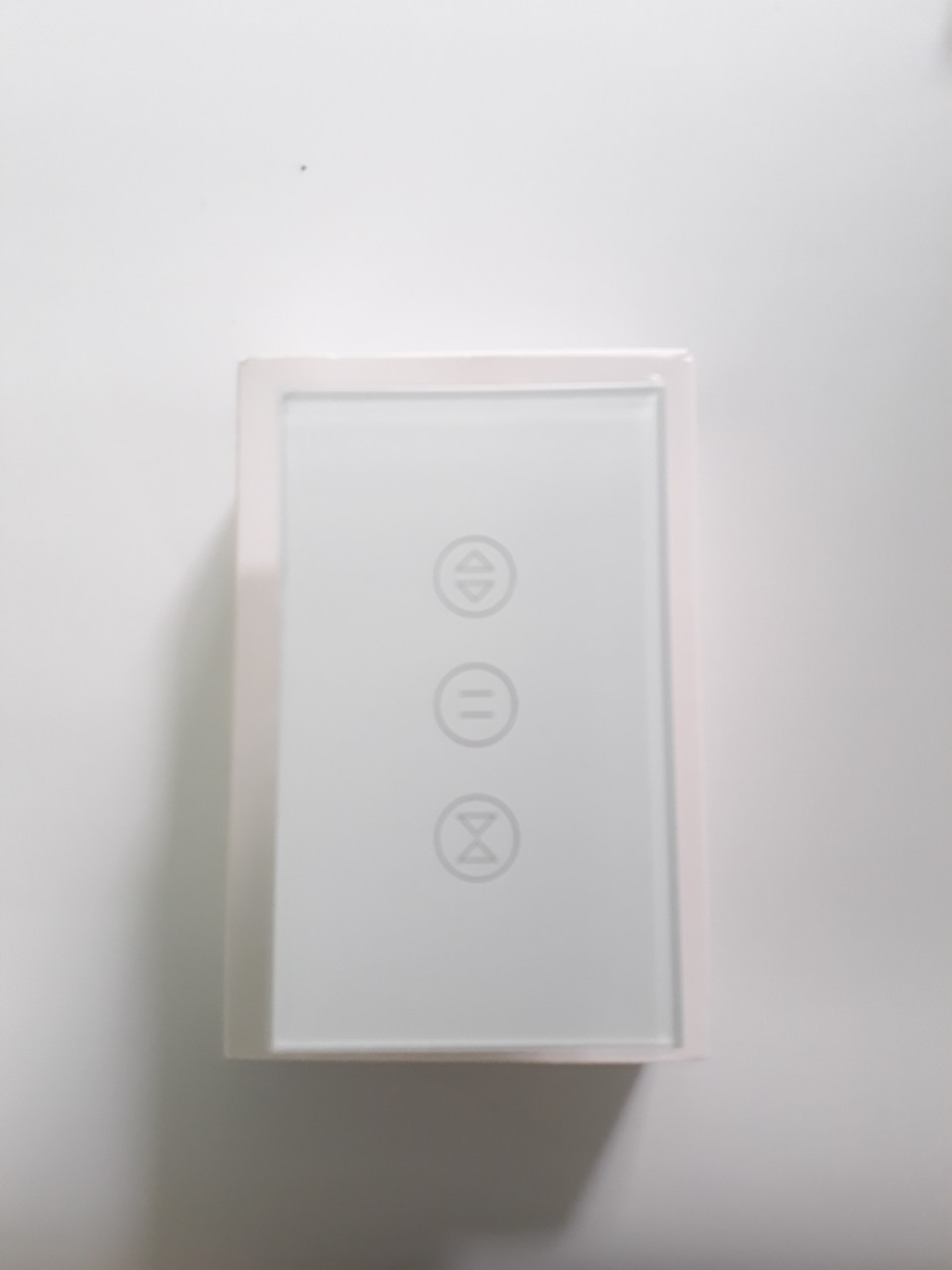 Công Tắc Điều Khiển Cửa Cuốn WiFi Qua Điện Thoại LT4X  App Tuya Smart, lắp đặt trực tiếp vào vị trí công tắc cơ cũ