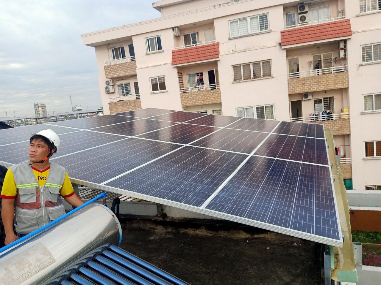 PIN NLMT AESOLAR XUẤT XỨ ĐỨC