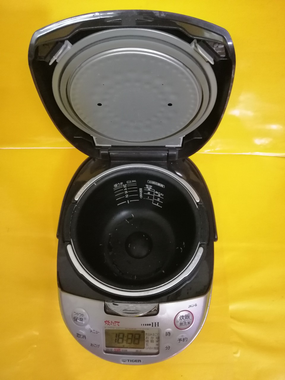 Nồi cơm nội địa Nhật cao tần (IH) Tiger JKJ-G100 (1.0L) (08017)