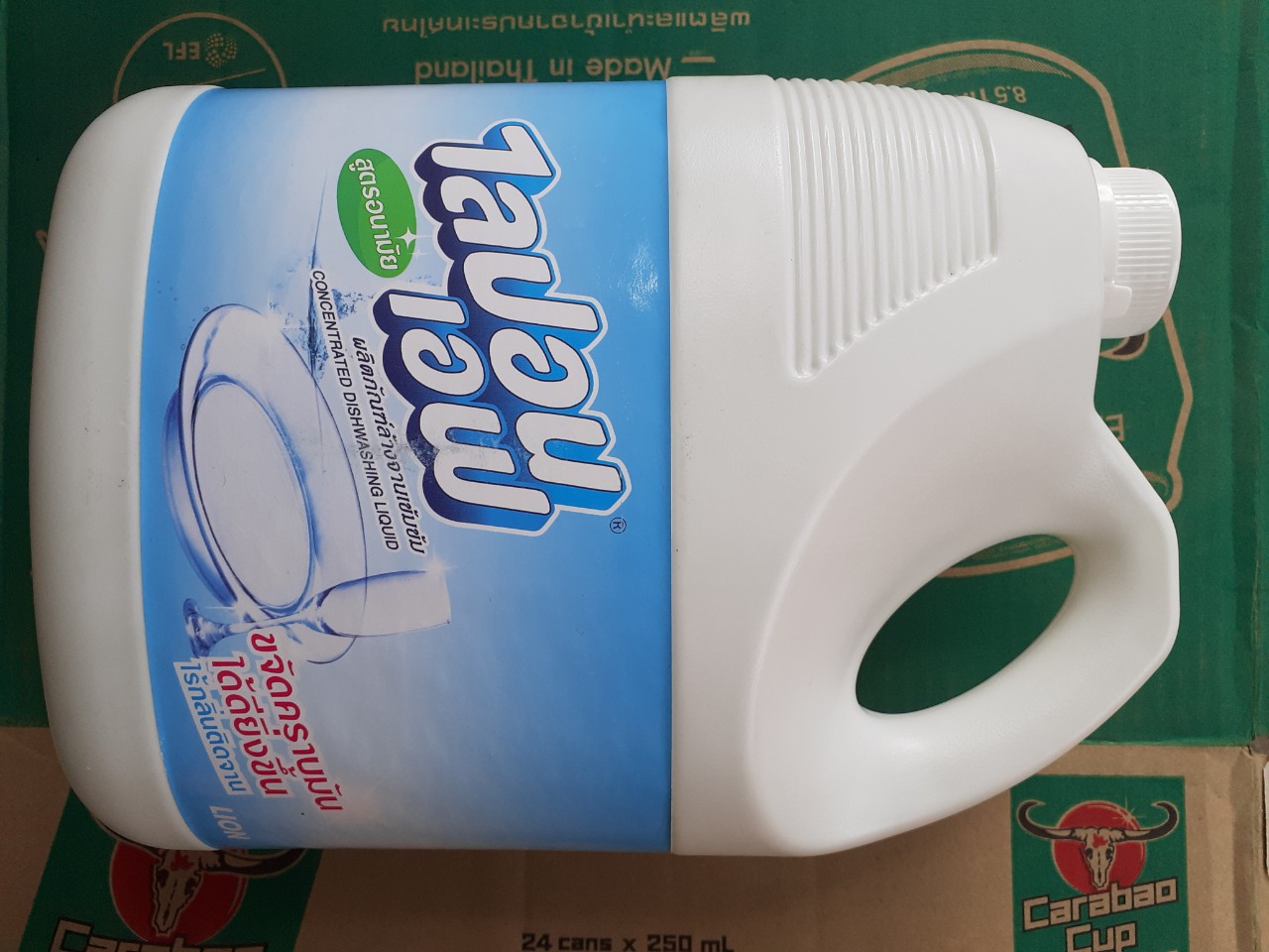 Nước Rửa Chén Bát Thái Lan Chai 3600Ml
