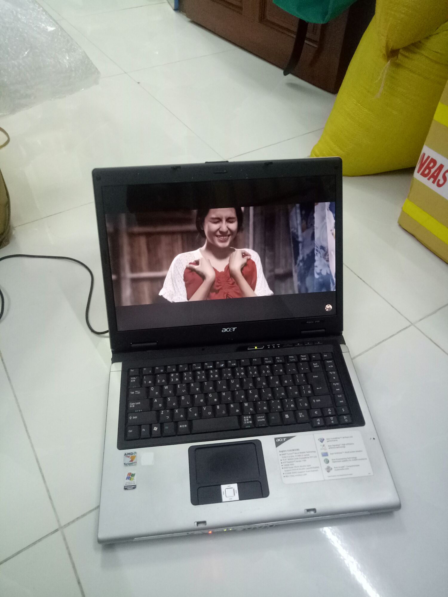 ACER spire 5100 cho bé học tập online