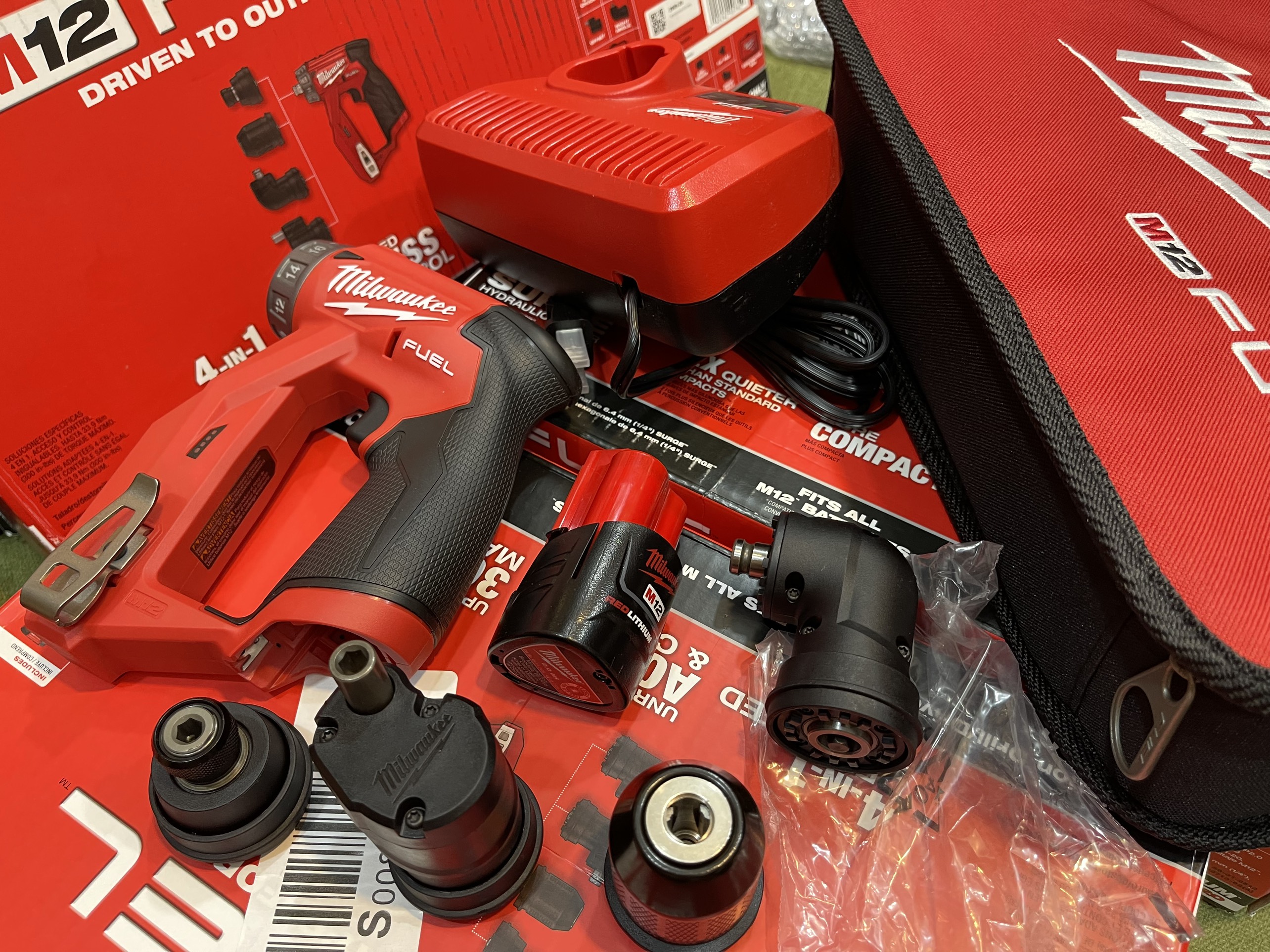 Máy vặn vít Milwaukee 2505-21 M12 (4in1) mexico