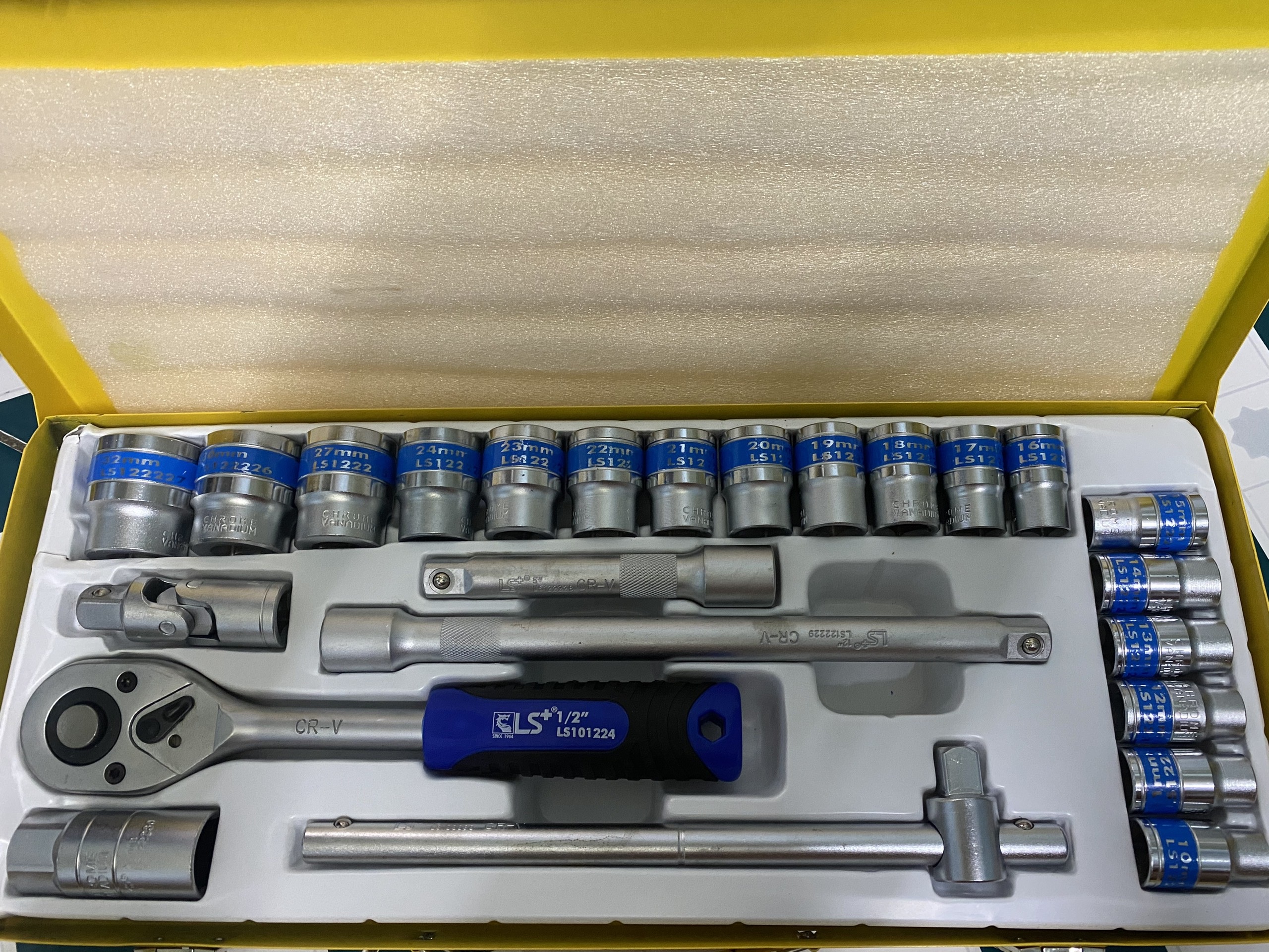 [HCM]Bộ khẩu tuýp hàng cao cấp hiệu LS 24 chi tiết