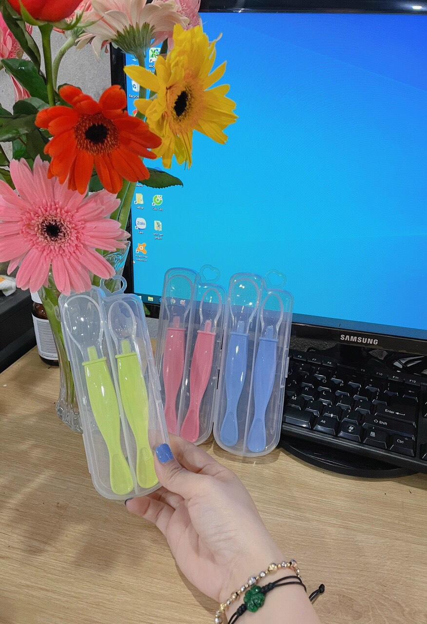 Sét 2 thìa ăn dặm silicone kèm vỉ ms2020