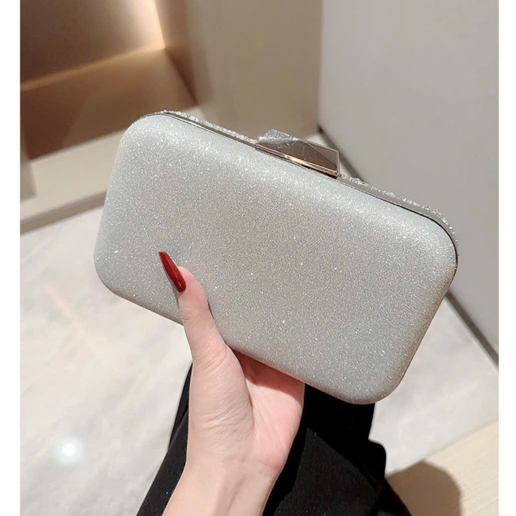 Clutch đính đá dáng vuông bling sang trọng