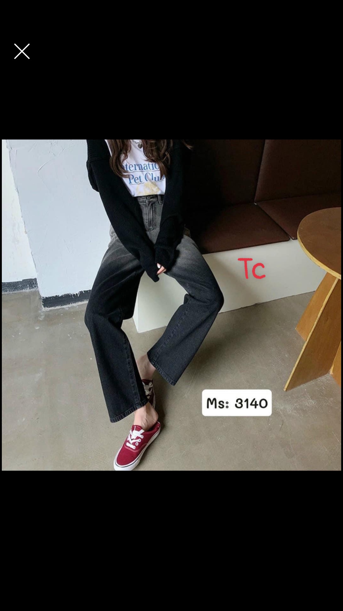 Quần bò ống rộng loang khói