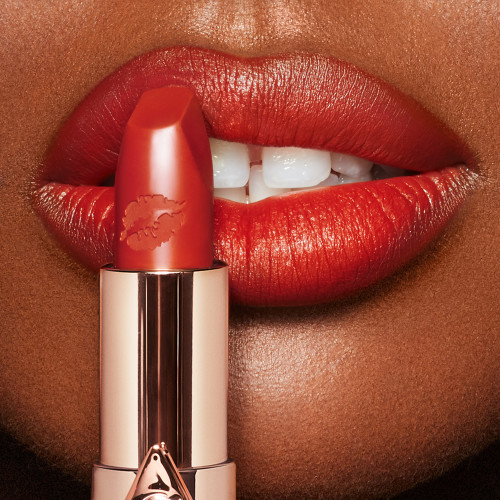 Son môi Charlotte Tilbury Hot Lips 2 (Bill Anh)