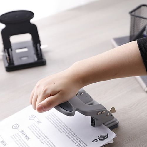Máy đục lỗ kim loại 35 tờ Deli E0117