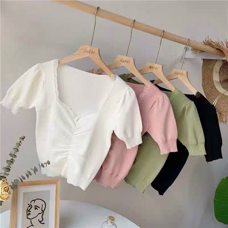 Áo gân cổ vuông phối ren kèm nhún ngực dễ thương TTSA0789