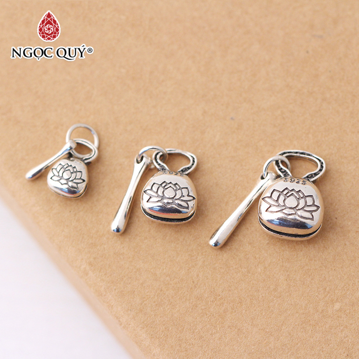 [HCM]Charm bạc mõ tụng kinh hoa sen treo (bạc thái) - Ngọc Quý Gemstones