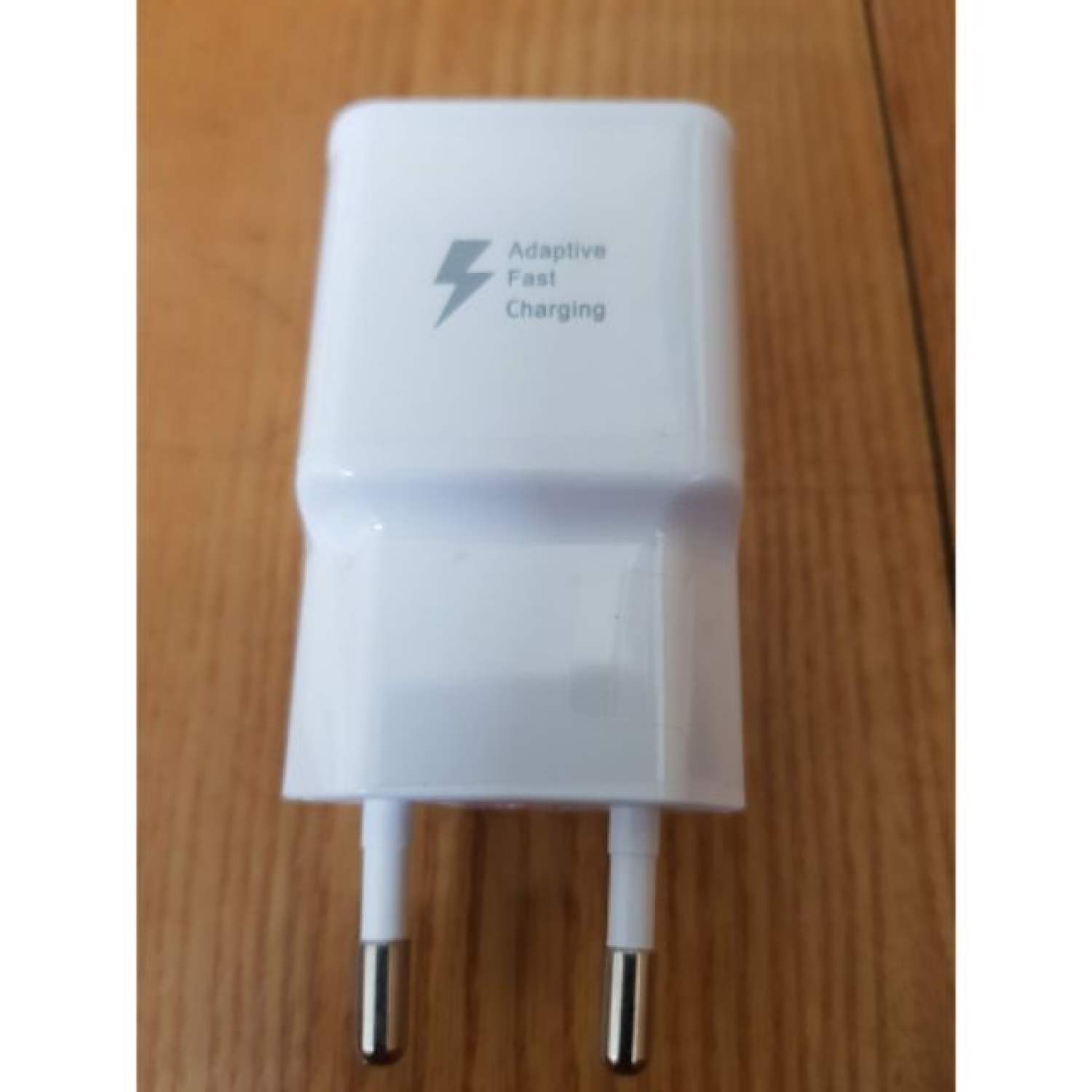 [GIÁ HỦY DIỆT]💥 CỦ SẠC NHANH 2A TIA SÉT SIÊU BỀN DÀNH CHO ANDROID.