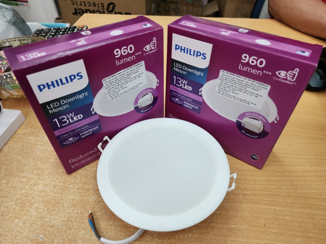 Đèn led âm trần Philips IO 7w lỗ khoét D90