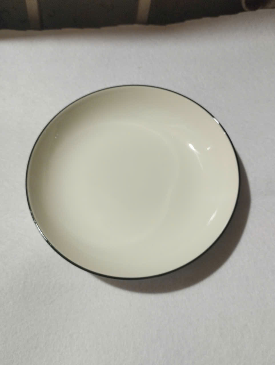 dĩa sứ sọc trắng viền đen nhiều size 15.5cm, 18cm, 20cm 22.5cm - MUA 10 CÁI TẶNG 1 CÁI CÙNG LOẠI