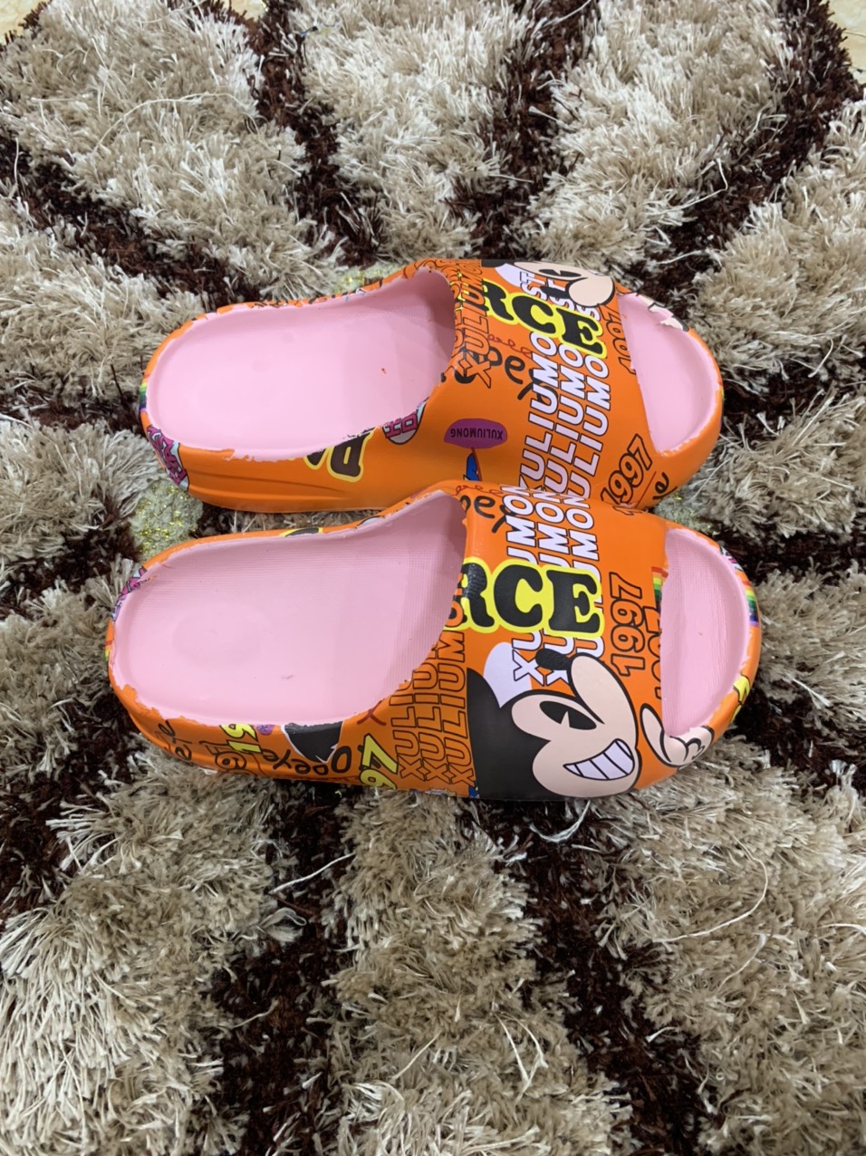 Dép Bánh Mì Mickey Cute