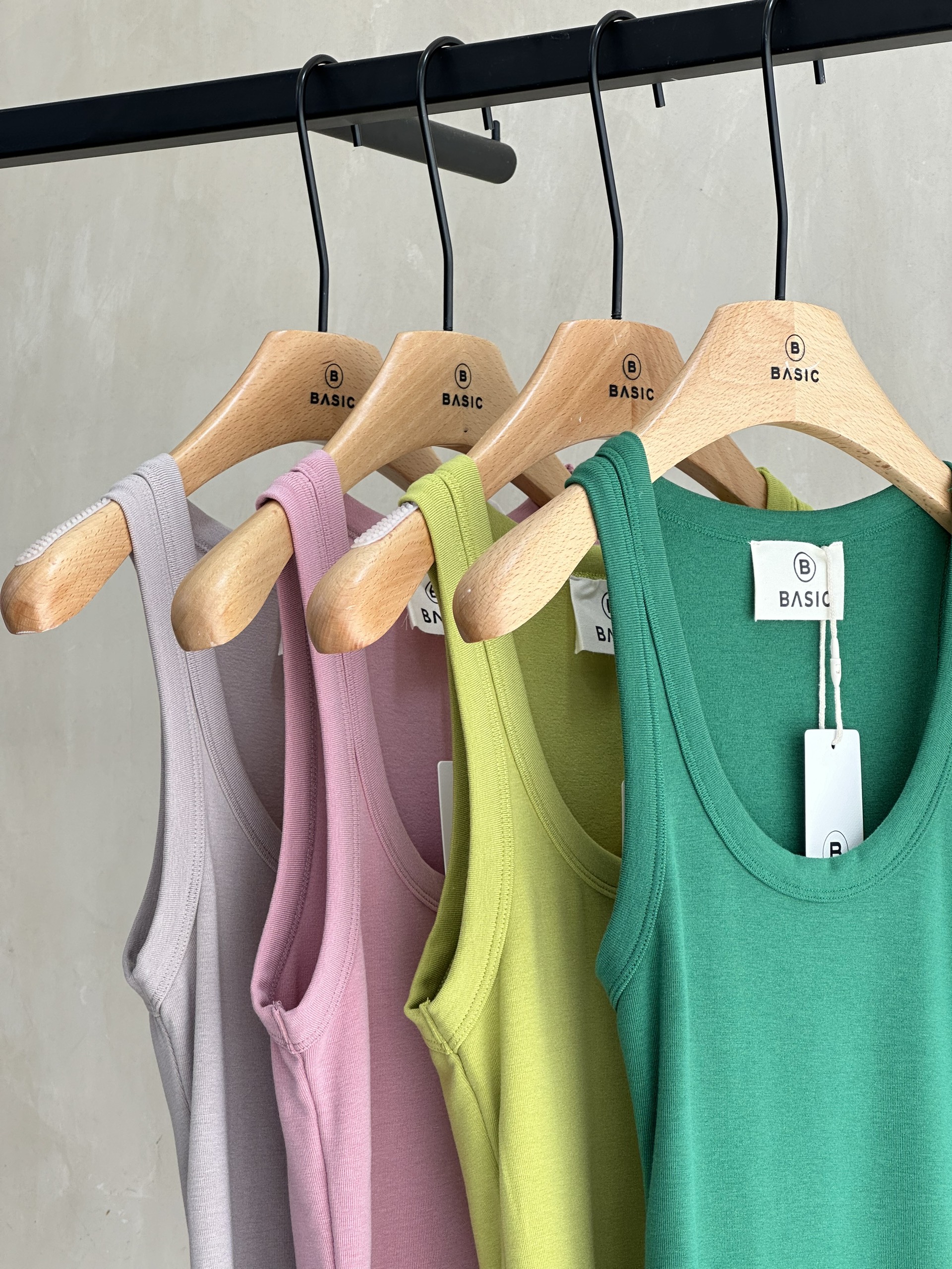 Áo ba lỗ trơn BASIC DOLLY TOP