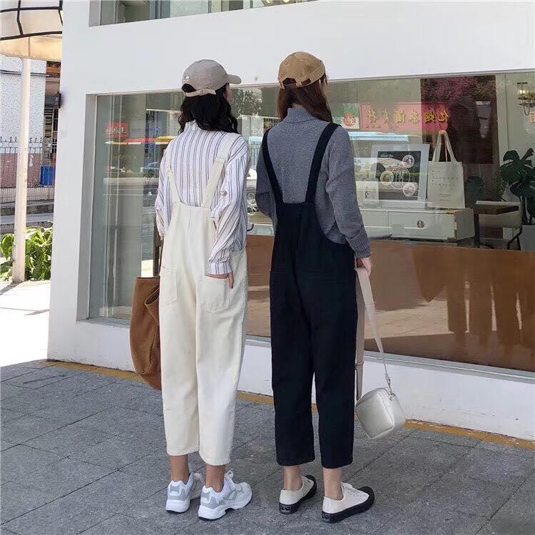 YẾM QUẦN KAKI MÀU ĐEN UNISEX (2 TÚI TRƯỚC NGỰC)