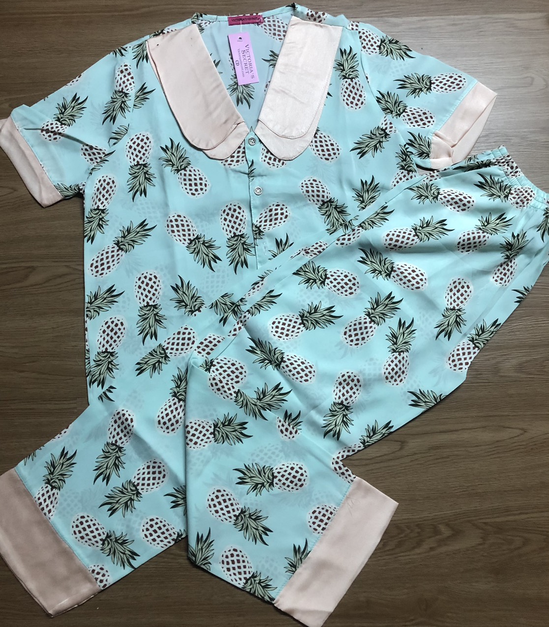 Bộ Pijama tay ngắn quần dài lụa Mango size 40-63kg
