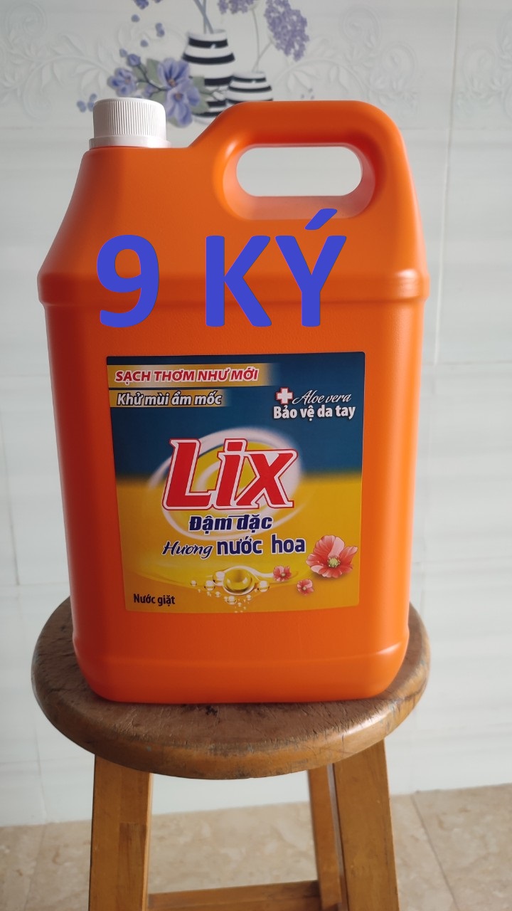 (9KG _ GIAO 2H) Nước giặt Lix đậm đặc HƯƠNG NƯỚC HOA can SIÊU TO 9kg làm sạch cực nhanh vết bẩn tăng gấp đôi sức mạnh KHỬ MÙI ẨM MÓC QUẦN ÁO