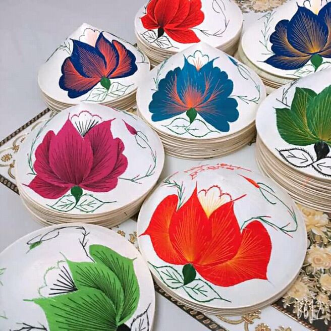 Nón lá thêu hoa to đẹp