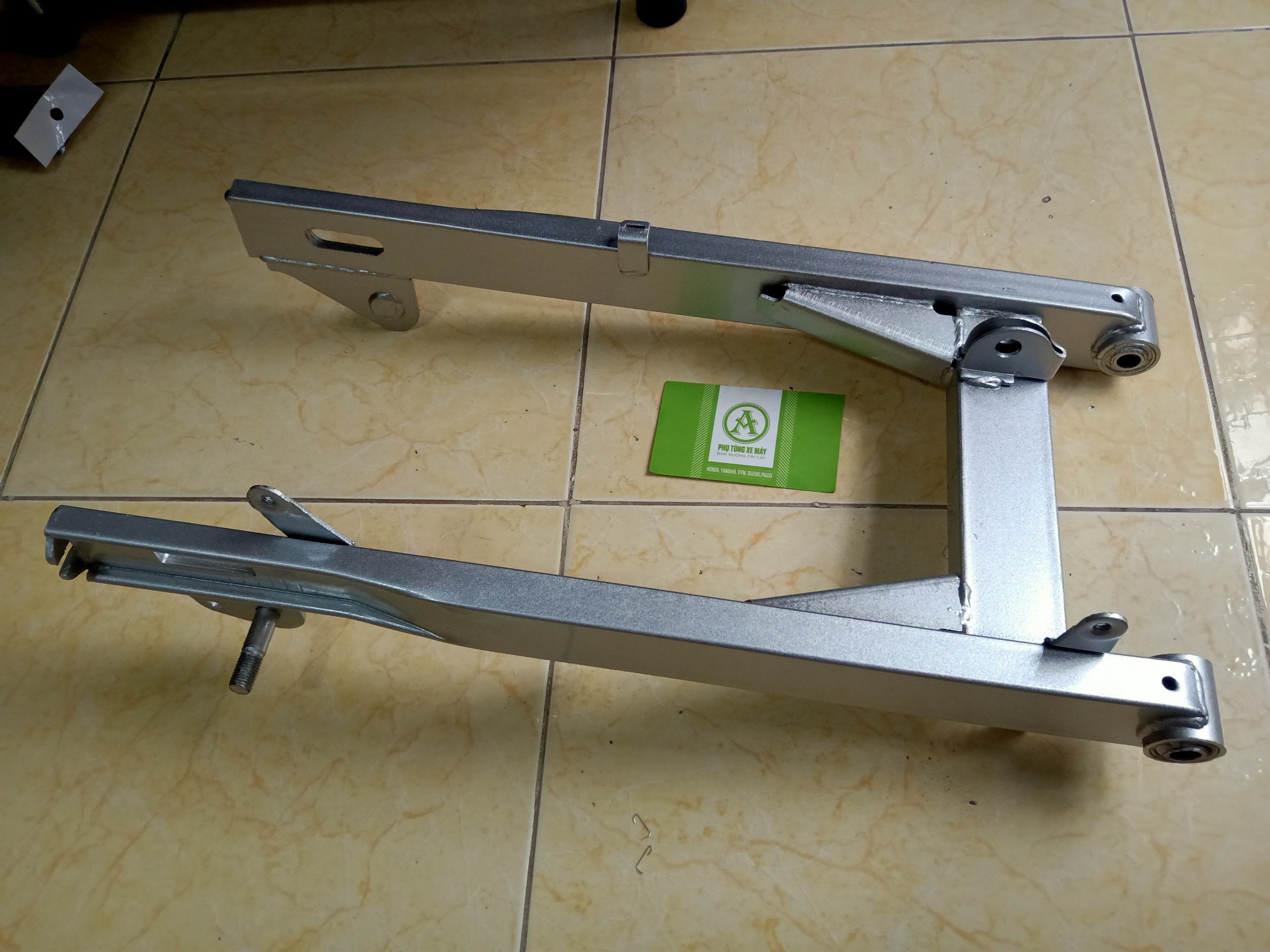 Gấp (càng) xe máy Wave nhỏ hàng dày loại tốt