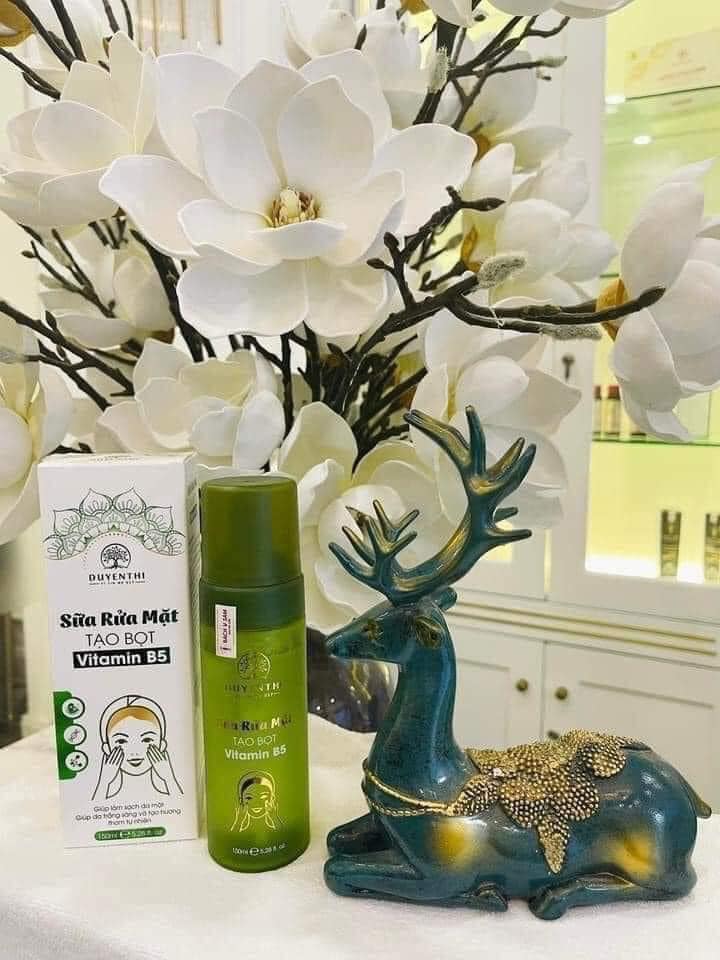 Sữa Rửa Mặt Bách Y Sâm DA DẦU MỤN SẠCH SÂU TẠO BỌT 150ml ( SỮA RỬA MẶT TẠO BỌT VITAMIN B5 Duyên Thị )