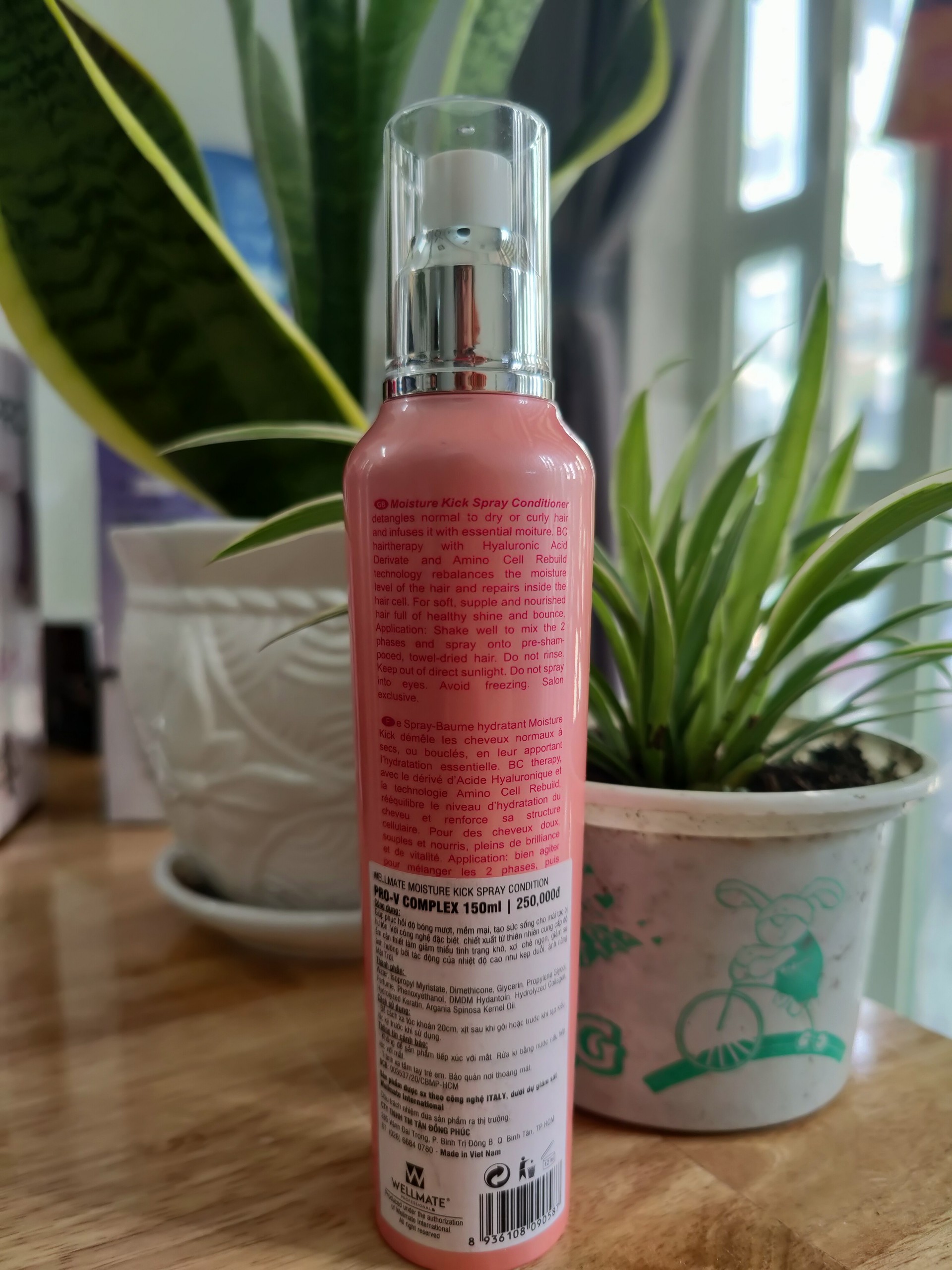 Xịt Dưỡng Tóc Không Bám Bụi Wellmate Pro-V Complex (150ml)