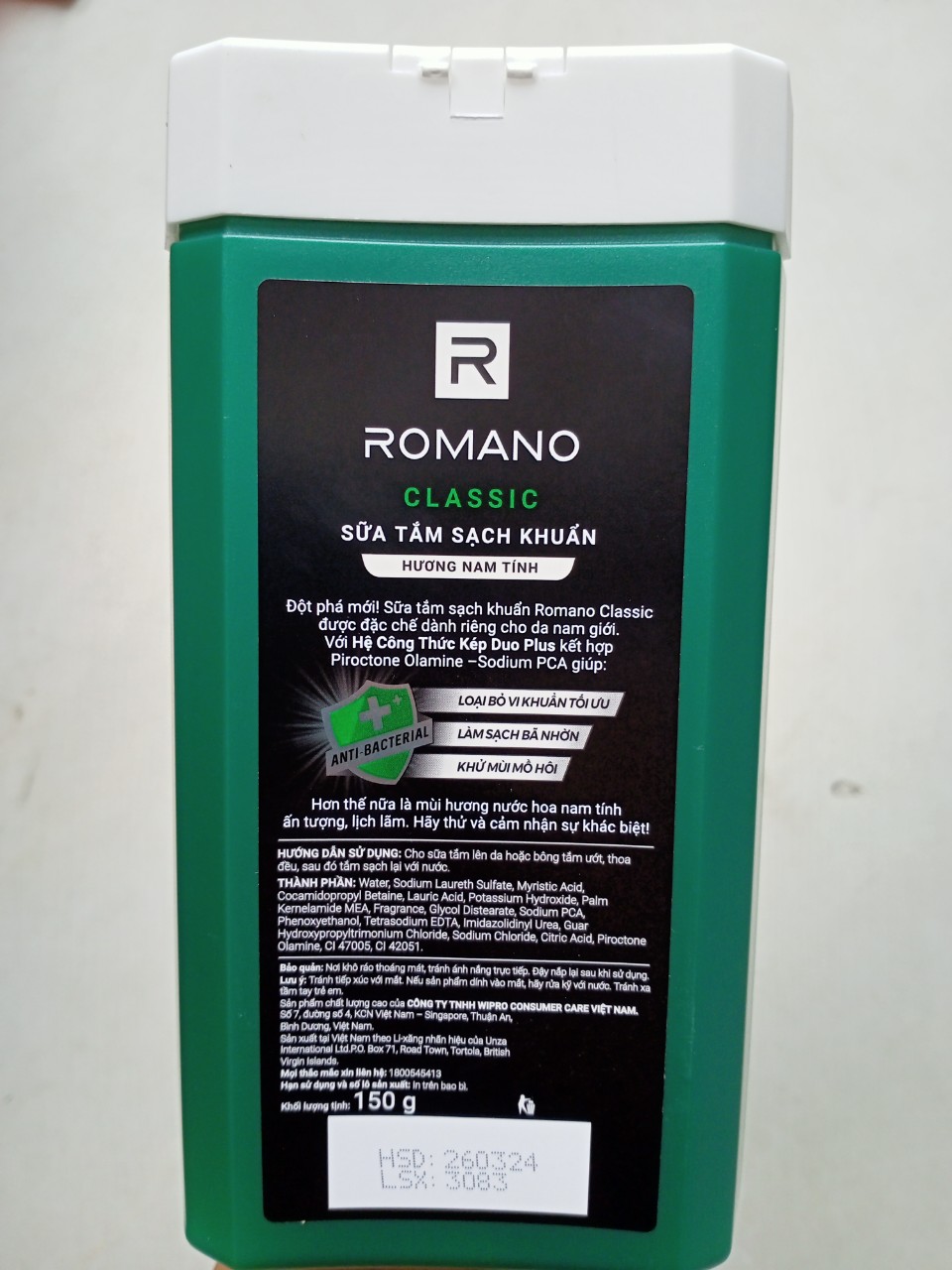 Bộ sữa tắm 150g + Dầu gội Romano 150g