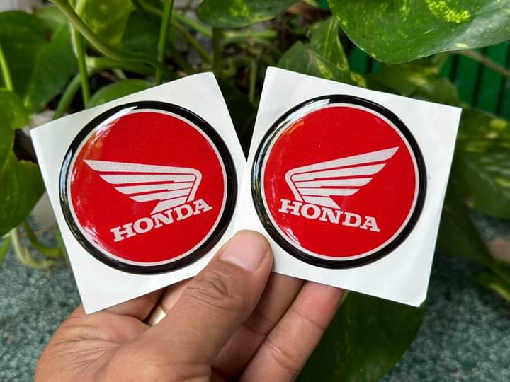 Tem logo honda gắn bình xăng lớn cl50, hàng đặc biệt. dành cho các dòng xe 67 - 68 - cd - cl
