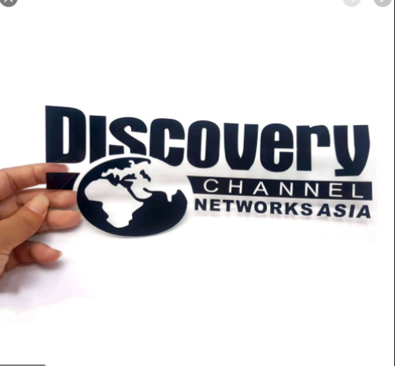 Hình dán DISCOVERY CHANNEL ( Kích thước 25cm x 9.5cm )